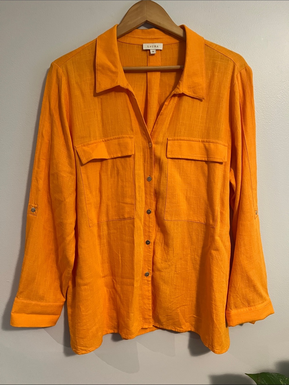 Laura Orange Button-Front Blouse sz 16
